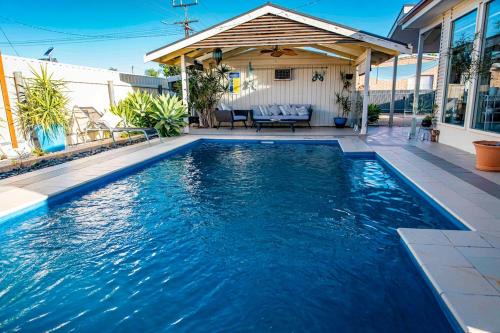 Broken Hill House | Resort on Morgan with Beautiful Private Pool, Pet Friendly