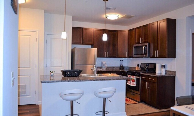 Hillsborough Apartment | Upscale 2-Bedroom Resort with Den & Free Parking Awaits