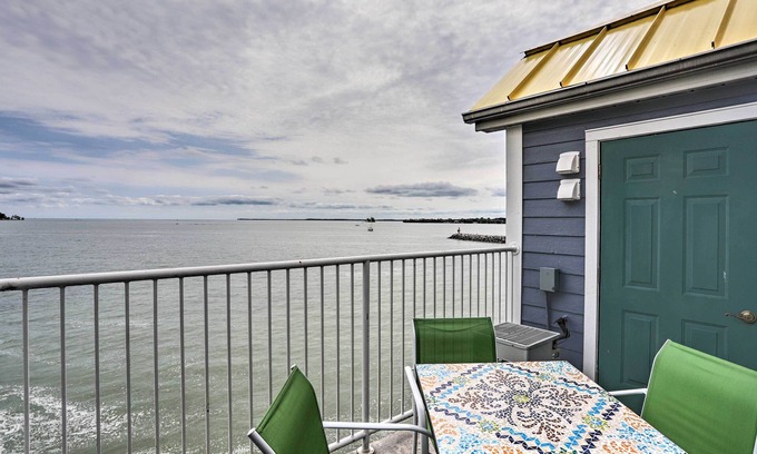 Put-in-Bay Condo | Elegant Lake-View Condo with Balcony and Top Amenities
