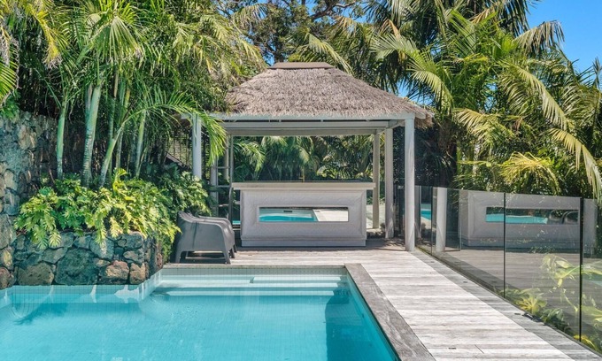Devonport House | Resort Style Living at it's Best