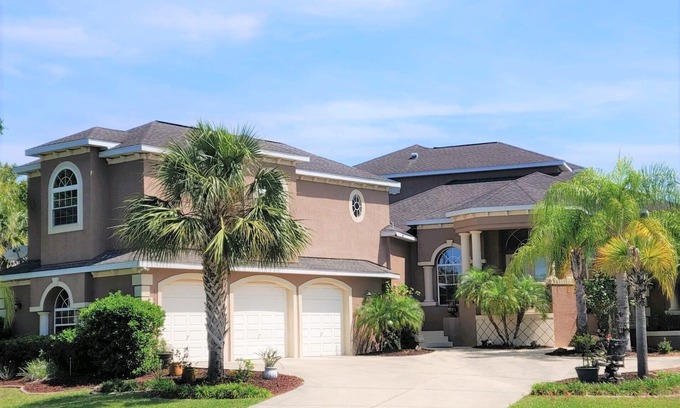 Dixie Shores House | Unforgettable Oceanfront Retreat with Pool and Kayaks
