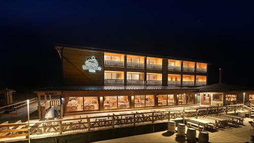 Barco Resort | Experience Paradise at Resort Valformica with Oceanfront Views