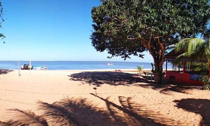 Belem Hotel | Family-Friendly Getaway at Resort Vila Cotijuba with Pool