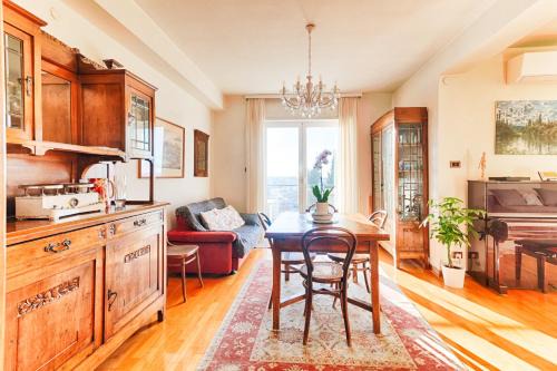 San Giovanni-Chiadino-Rozzol Apartment | Stylish Apartment Just 10 Minutes from Teatro Rossetti