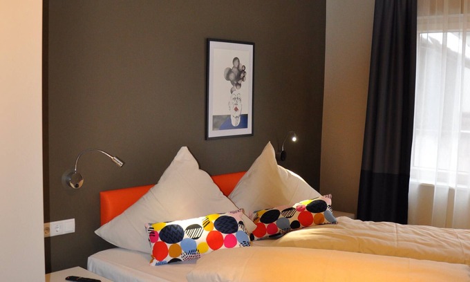 Trennfeld Apartment | Relax and Unwind at Trennfeld am Main with Kitchen Access