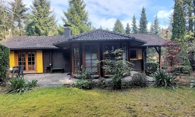 Bielenberg House | Relax and Unwind in the Forest - All-Inclusive Retreat