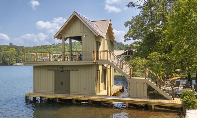 Tiger House | Serene Retreat at Rest Ashored - Lake Burton Haven