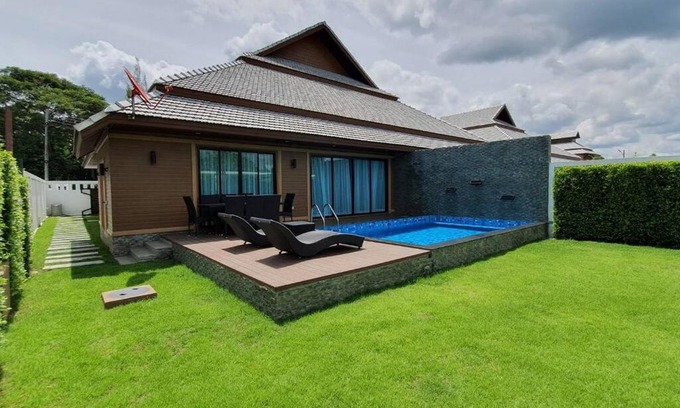 Saraphi Villa | Relax at Rest Chiangmai Villa with Family-Friendly Amenities