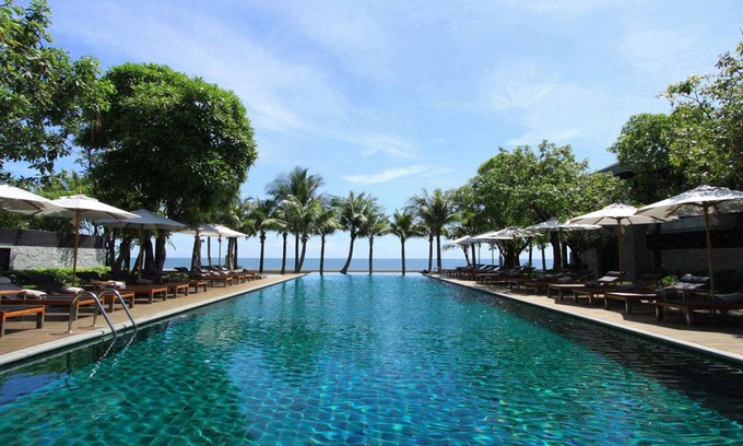 Hua Hin Hotel | Relax at Rest Detail Hotel Hua Hin - 4-Star Oasis