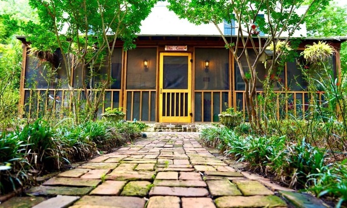 Beaufort Cabin | Experience Nature at The Cove at Coosaw - Guest Rated 10/10