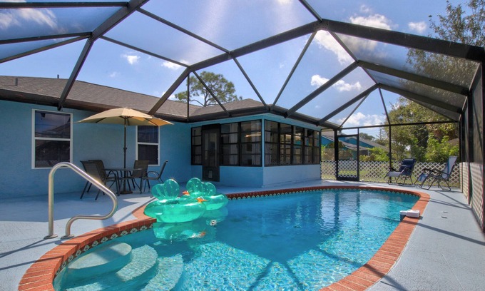 Sebastian Highlands House | Unwind at the Ridgely Retreat: Rated 10/10 with Ocean Views