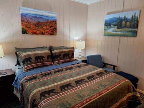 Tiona Hotel | Discover Comfort at Rest Stop 6 Inn: Pet-Friendly & Cozy