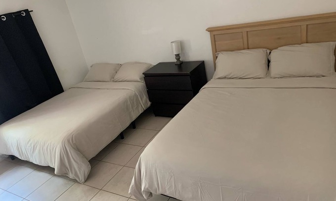 Sunrise Apartment | Rest Up and Relax 2BDRM/King Bed