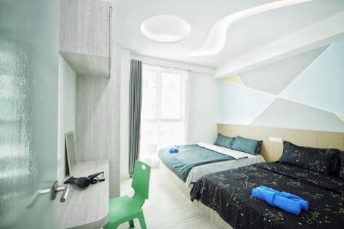 Downtown Kota Kinabalu Apartment | Cozy Retreat at reSTARY - K Universe with Infinity Pool