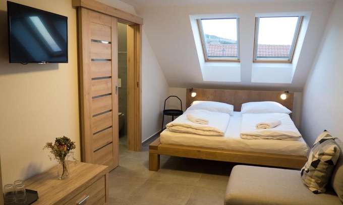 Pavlov House | Family-Friendly Stay at Restaurace - Apartmány Bobule