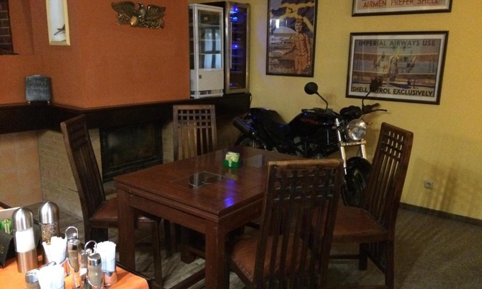 Knezeves House | Family-Friendly Getaway at Restaurace-Penzion U Pilota