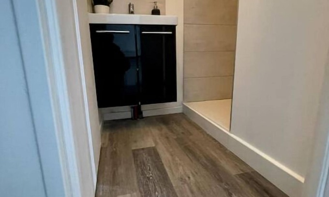 Merignac Apartment | Comfortable Family-Friendly Stay at Restez Confortable
