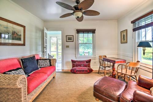 Hayes House | Charming 1920s Cottage Retreat with Fire Pit & Spa Access