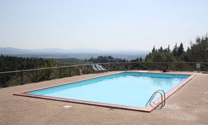 Castellina in Chianti House | Charming Chianti Farmhouse with Pool & Tennis Court