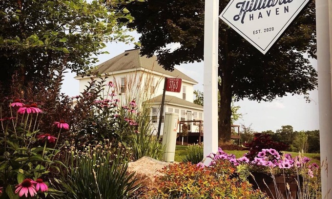New Haven Other | Charming Farmhouse Retreat Near WI Dells with Pool & Spa