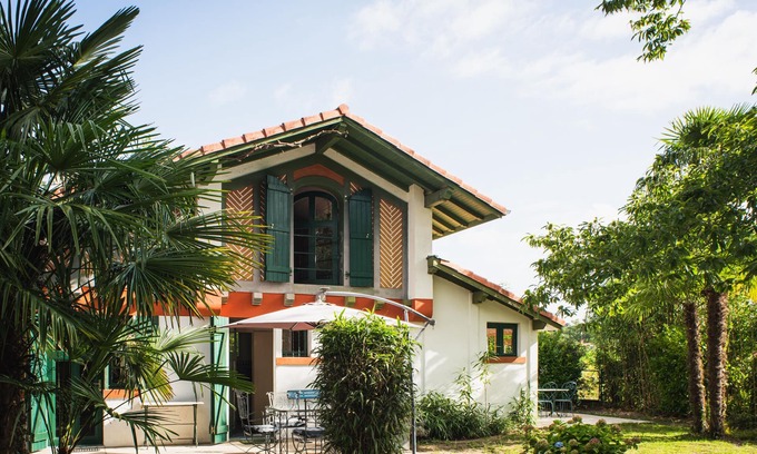 Magescq House | Cozy Restored Holiday House with Ocean View and Pool