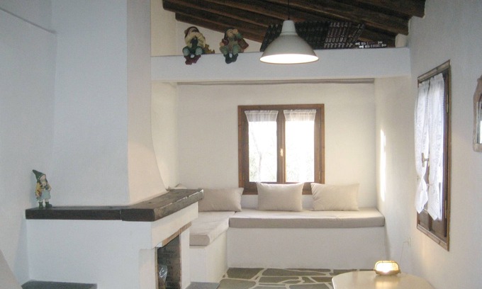 Kato Vrontou Cottage | Restored, Pilio Stone House With Great View