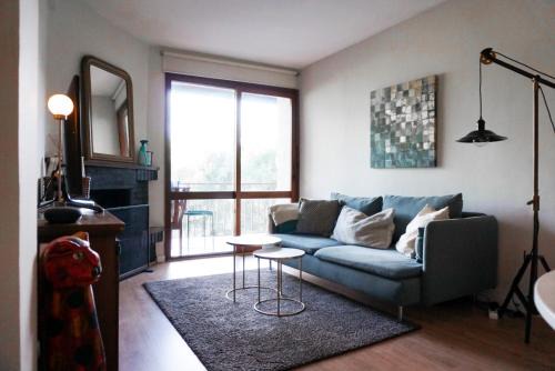 San Martin de Valdeiglesias Apartment | Pet-Friendly Lakeside Apartment Near Madrid with Ocean Views
