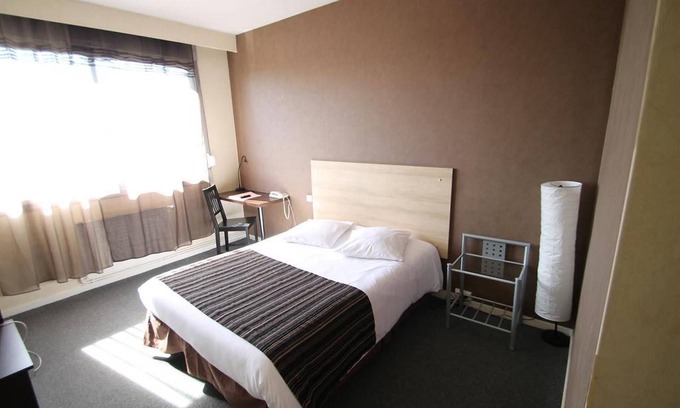 Saint-Priest Apartment | Convenient Retreat in Lyon Near the Airport with WiFi & Parking