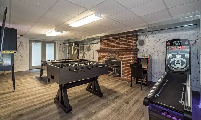 Ferguson House | Escape to Retreat Home: Pool, Spa & Game Room Awaits!