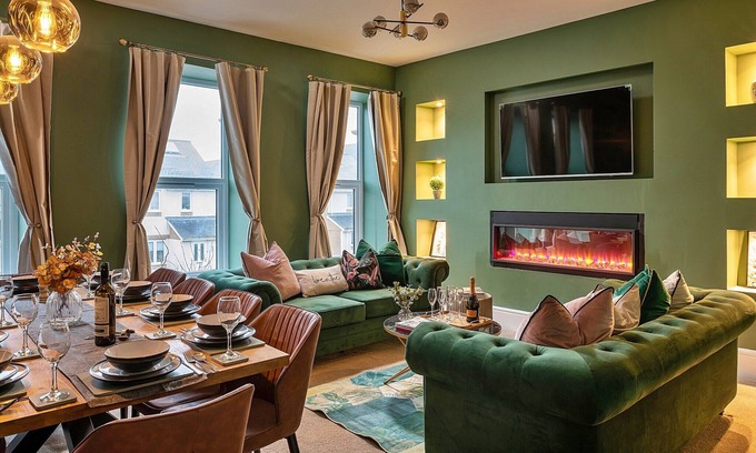 Rhyd-y-clafdy Apartment | Retreat in Pwllheli near Blue Flag Beaches