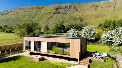 Glasgow House | Retreat to the Campsies