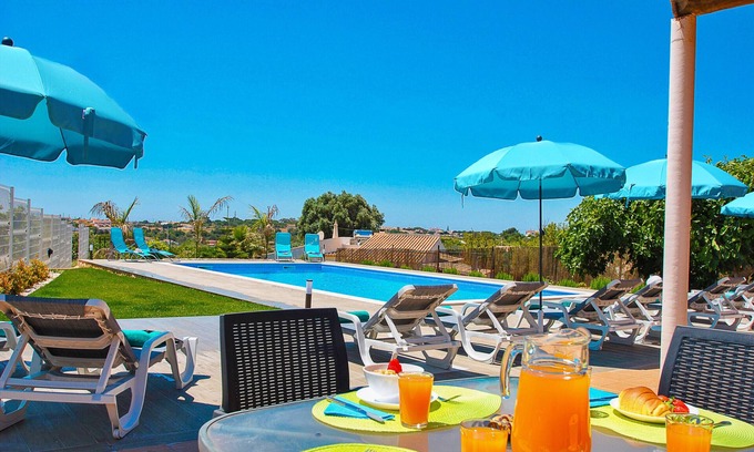 Pata de Cima Villa | Exquisite Villa with Private Pool & Oceanfront Serenity