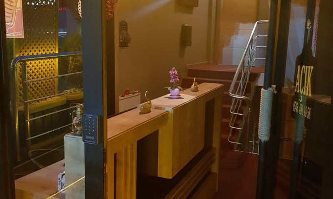 Pendik Cabin | Budget-Friendly Retro Suites with Spa and Breakfast Options