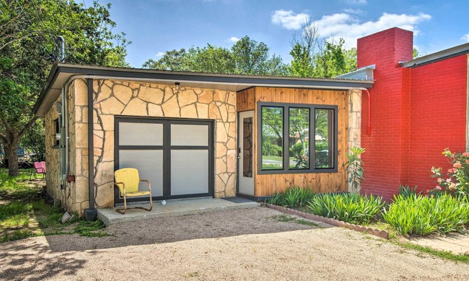Blanco House | Chic Retro Blanco Abode - Steps from Vibrant Main Street!