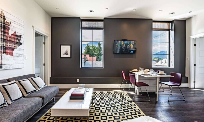 Revelstoke Condo | Prime Location in Revelstoke - Rated 9.8/10 by Guests