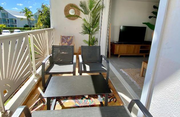 Orient Bay Apartment | Explore Rev’Lointains: Pet & Child Friendly Escape