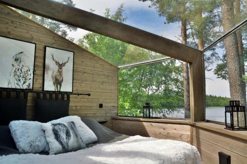 Hankasalmi Hotel | Experience Revontuli Resort Glass Igloos with Oceanfront Views