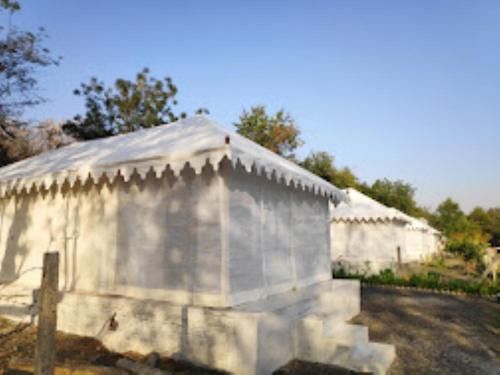 Khandwa Resort | Discover Rewa Hotels & Resorts Mortakka: Family-Friendly Stay