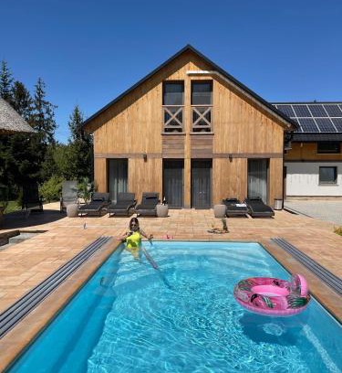 Niedzica House | Relaxing Retreat at Rezydencja Spisz with Pool & Sauna