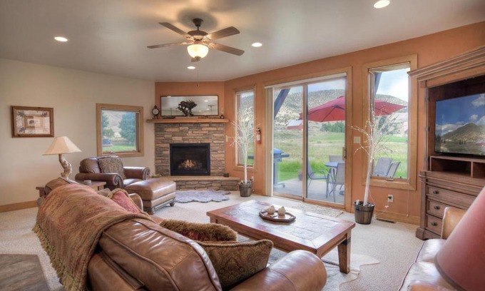 South Fork House | Inviting Holiday Homes in South Fork, CO with Pool Access