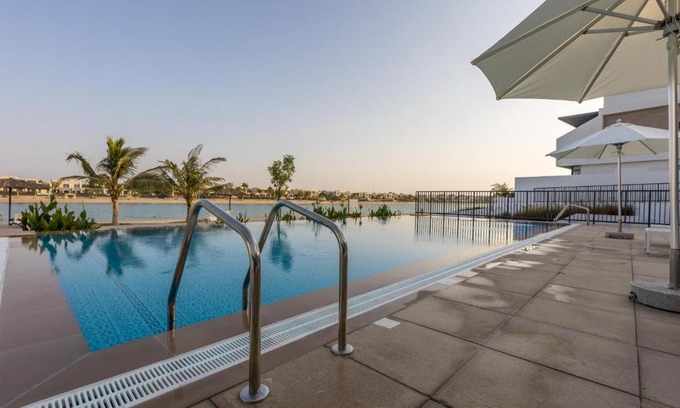 Mina Al Arab Villa | Beautiful 4BR Villa with Private Pool Close to Beach