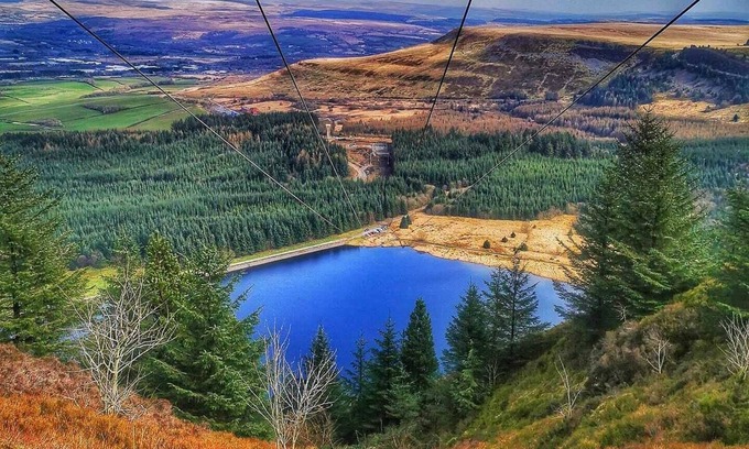 Blaencwm House | Pet-Friendly Retreat at Rhigos Mountain by StayStaycations