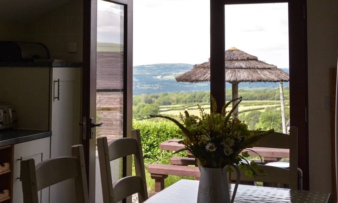Llangadog Cottage | Discover Rhiwddu Barns in the Brecon Beacons