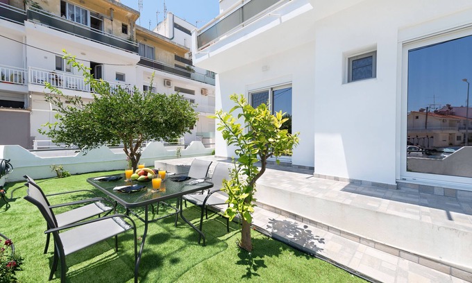 Petaloudes Apartment | Relaxing Rhodes Rose Flat with Private Garden and Jacuzzi