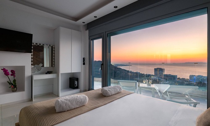 Petaloudes Apartment | Rhodes Skyline Suite: Outdoor Jacuzzi with Sea View