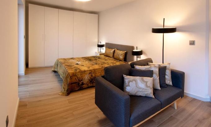 Aveiro Apartment | Discover RIACENTRUM: 4-Star Smart Residence with Top Ratings