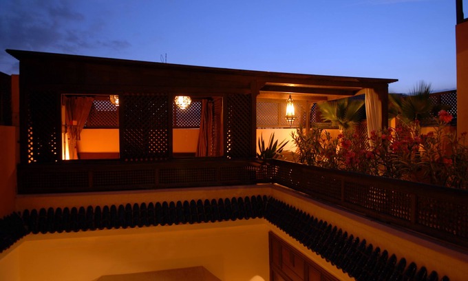 Medina House | Inviting Riad Aubrac: 4-Star Stay with Pool & Spa