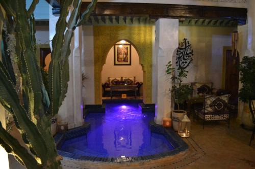 Mellah House | Delightful Riad Bayti: Spa, Oceanfront & Poolside Retreat