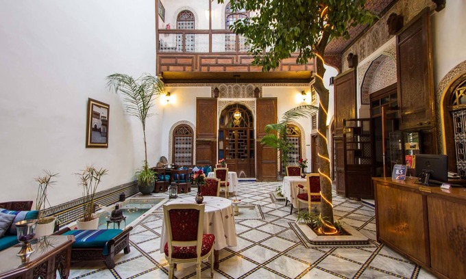 Ain Azlitan House | Elegant Riad des Remparts de Fès with Spa & Restaurant