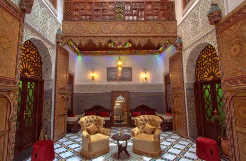 El Mokhifa House | Riad Fes Madaw: Guest Rated 9.4 with Family-Friendly Dining